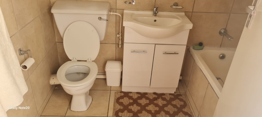 2 Bedroom Property for Sale in Linmeyer Gauteng