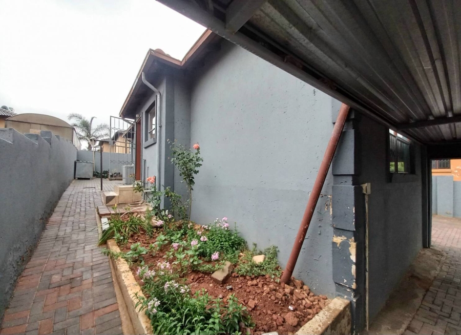 3 Bedroom Property for Sale in Atteridgeville Gauteng