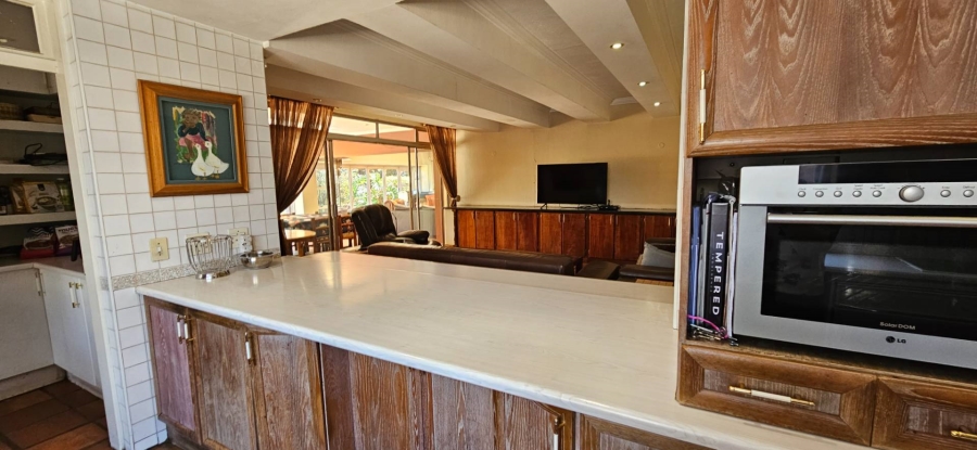 4 Bedroom Property for Sale in Alberante Gauteng