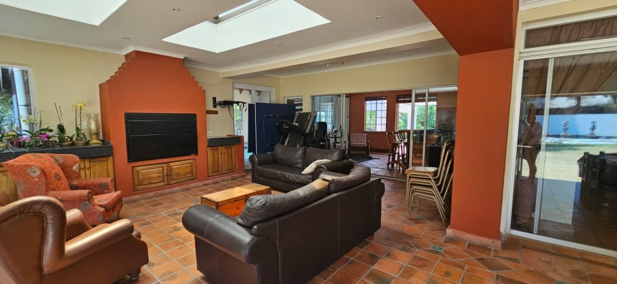 4 Bedroom Property for Sale in Alberante Gauteng