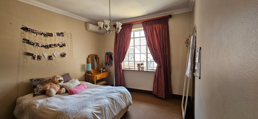4 Bedroom Property for Sale in Alberante Gauteng