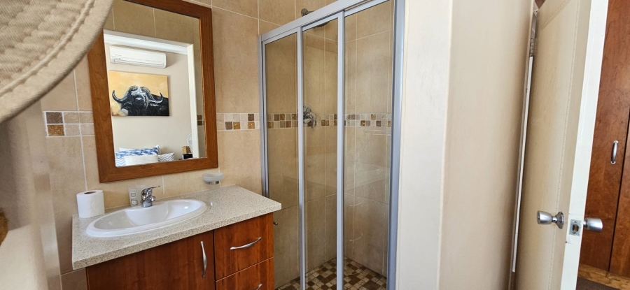 4 Bedroom Property for Sale in Alberante Gauteng