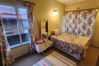 5 Bedroom Property for Sale in Brackendowns Gauteng