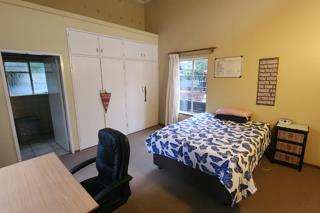 5 Bedroom Property for Sale in Brackendowns Gauteng