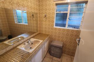 5 Bedroom Property for Sale in Brackendowns Gauteng