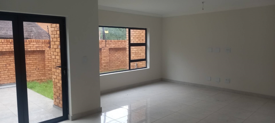 3 Bedroom Property for Sale in Brackenhurst Gauteng