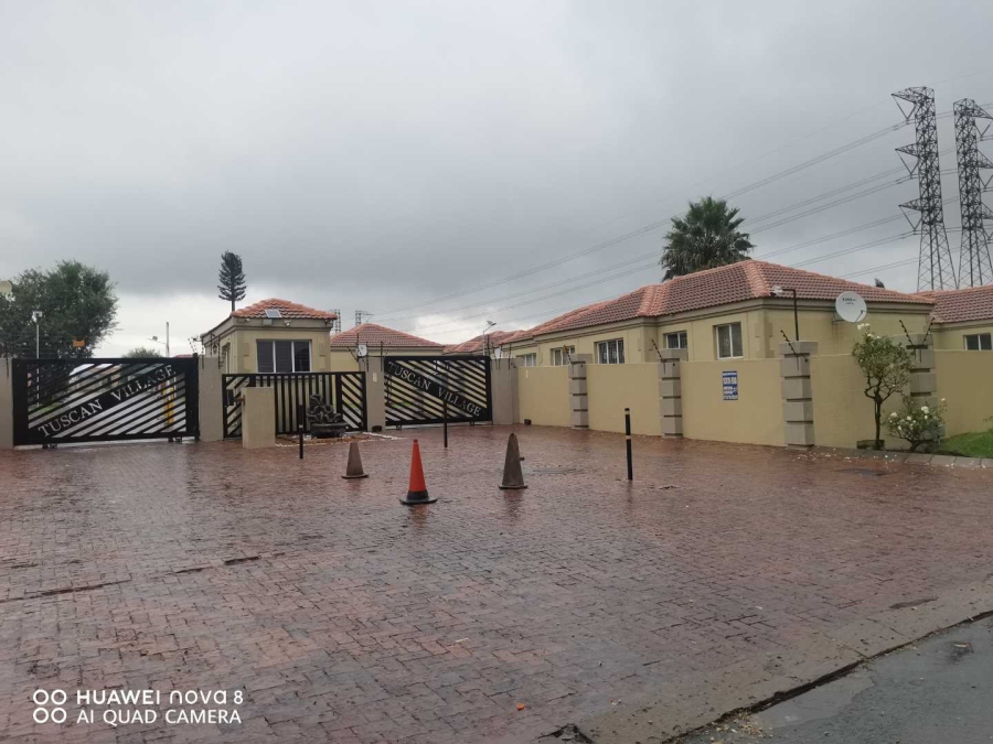 3 Bedroom Property for Sale in Elandspark Gauteng