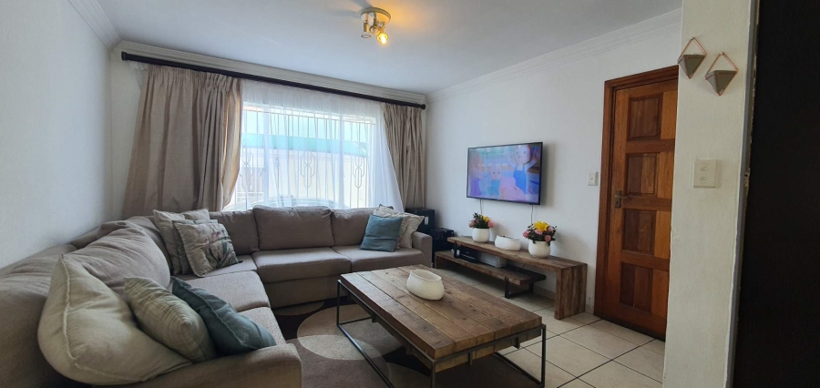 3 Bedroom Property for Sale in Elandspark Gauteng