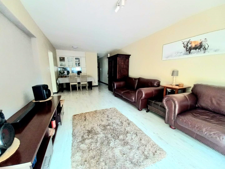 2 Bedroom Property for Sale in South Crest Gauteng