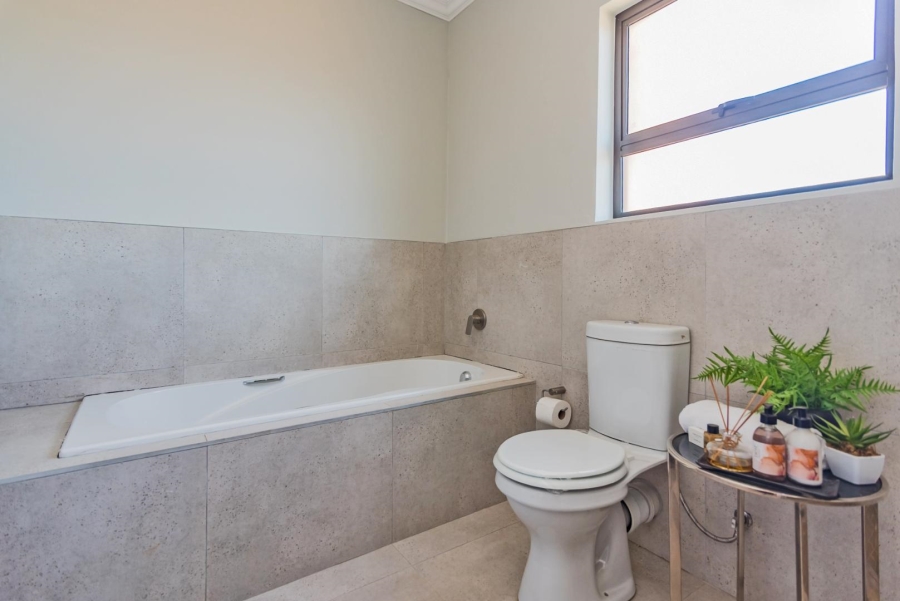 2 Bedroom Property for Sale in Laser Park Gauteng