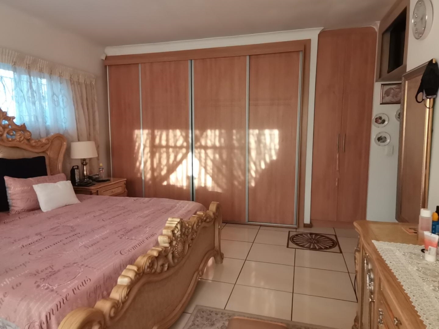 3 Bedroom Property for Sale in Tulisa Park Gauteng