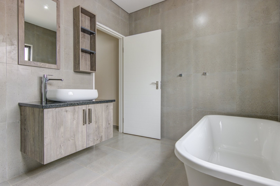 4 Bedroom Property for Sale in Bartlett Gauteng