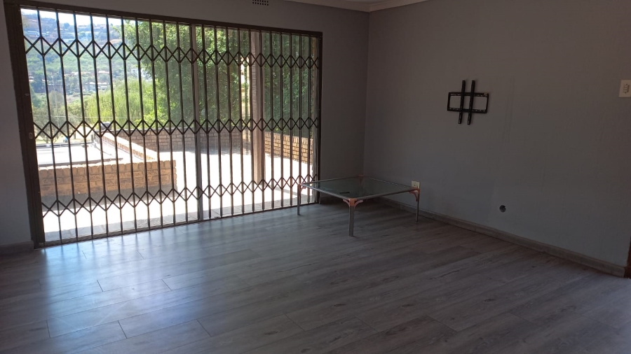 To Let 1 Bedroom Property for Rent in Glenvista Gauteng