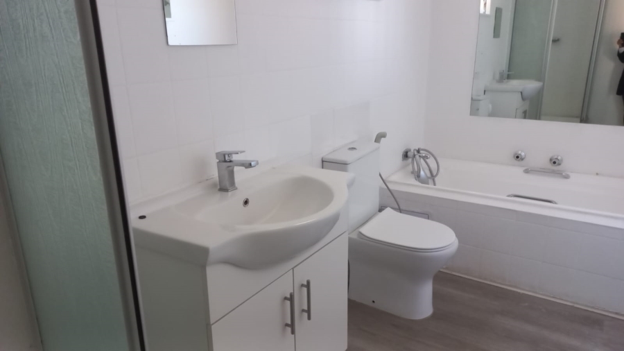 To Let 1 Bedroom Property for Rent in Glenvista Gauteng