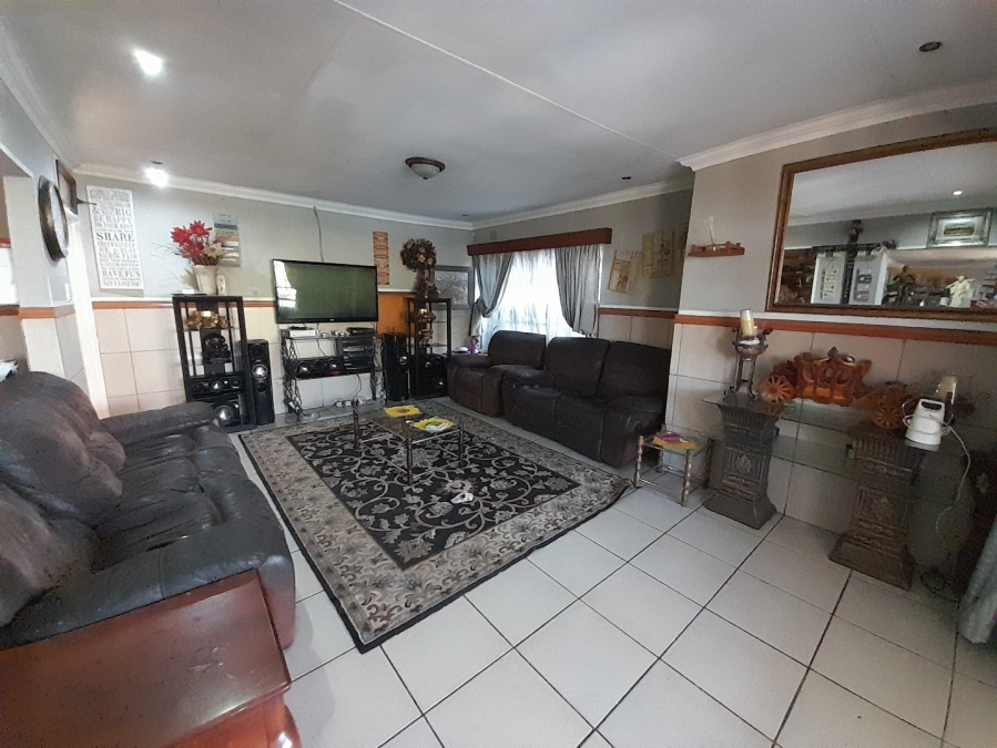 4 Bedroom Property for Sale in Van Dyk Park Gauteng