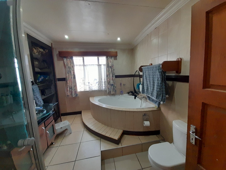 4 Bedroom Property for Sale in Van Dyk Park Gauteng