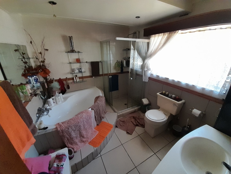 4 Bedroom Property for Sale in Van Dyk Park Gauteng
