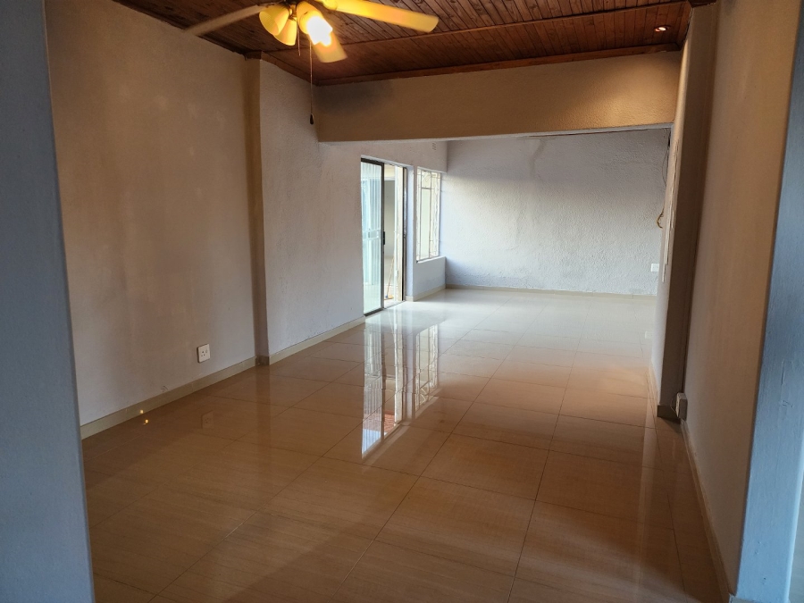 To Let 3 Bedroom Property for Rent in Freeway Park Gauteng