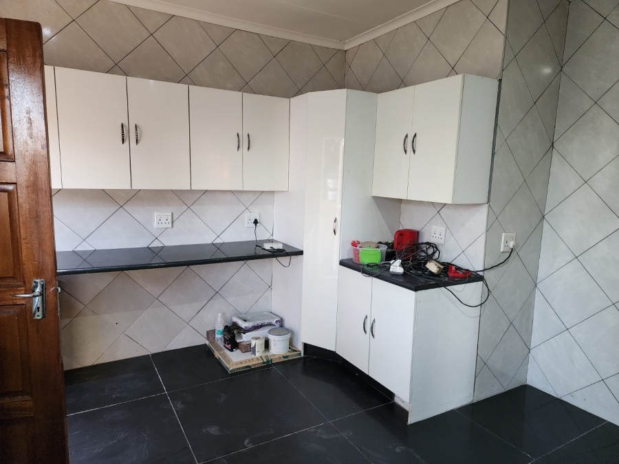 To Let 3 Bedroom Property for Rent in Freeway Park Gauteng