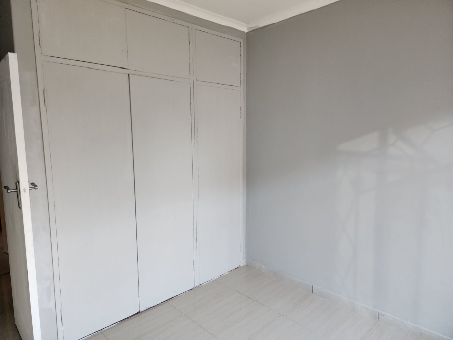 To Let 3 Bedroom Property for Rent in Freeway Park Gauteng