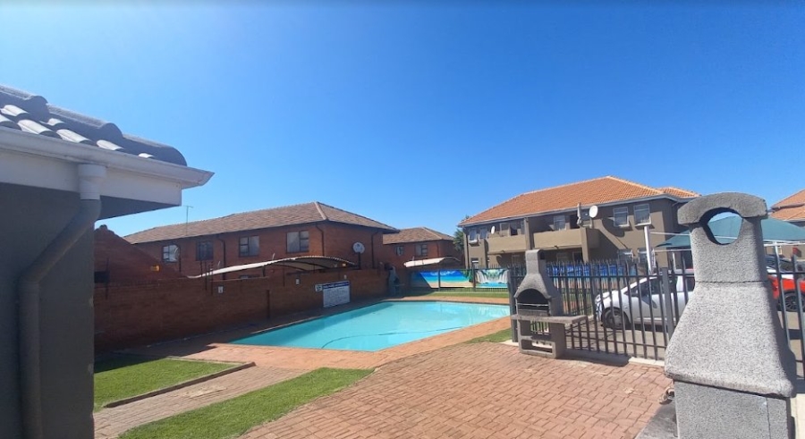 To Let 3 Bedroom Property for Rent in Florentia Gauteng