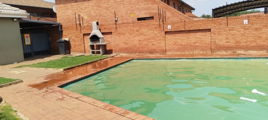 To Let 3 Bedroom Property for Rent in Florentia Gauteng