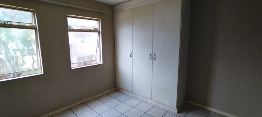 To Let 3 Bedroom Property for Rent in Florentia Gauteng