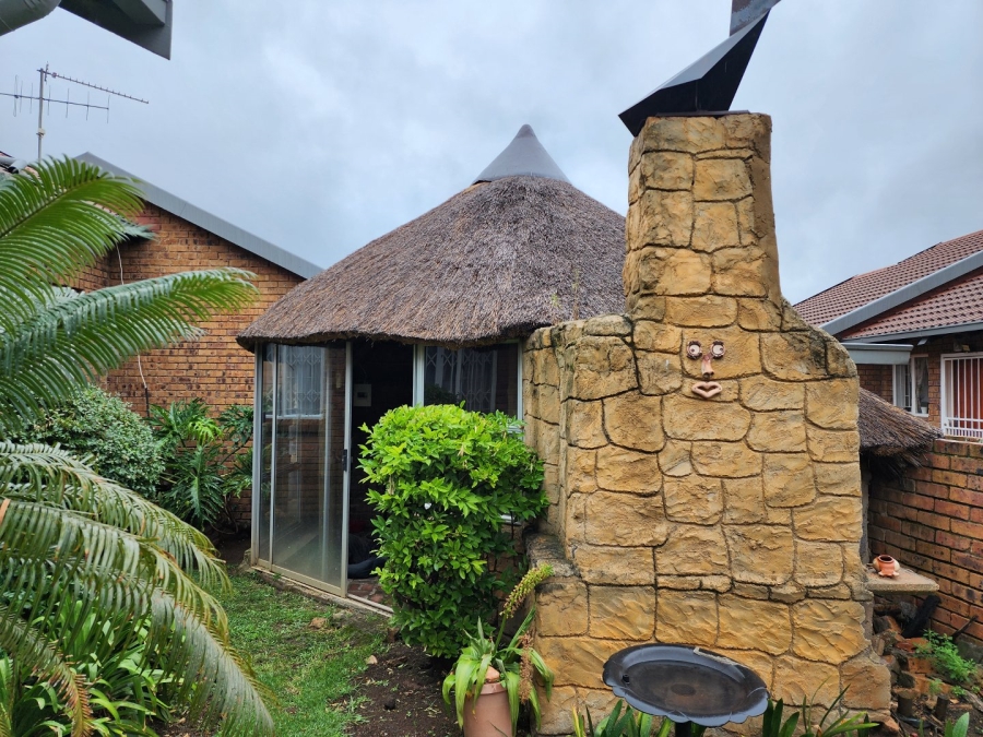 To Let 3 Bedroom Property for Rent in Norkem Park Gauteng