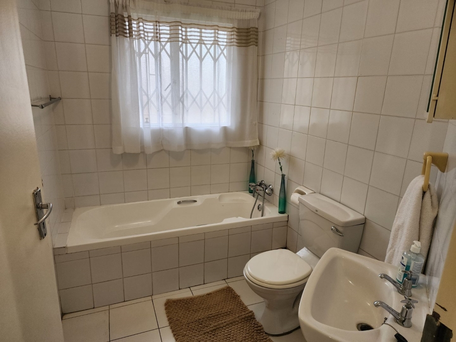 To Let 3 Bedroom Property for Rent in Norkem Park Gauteng