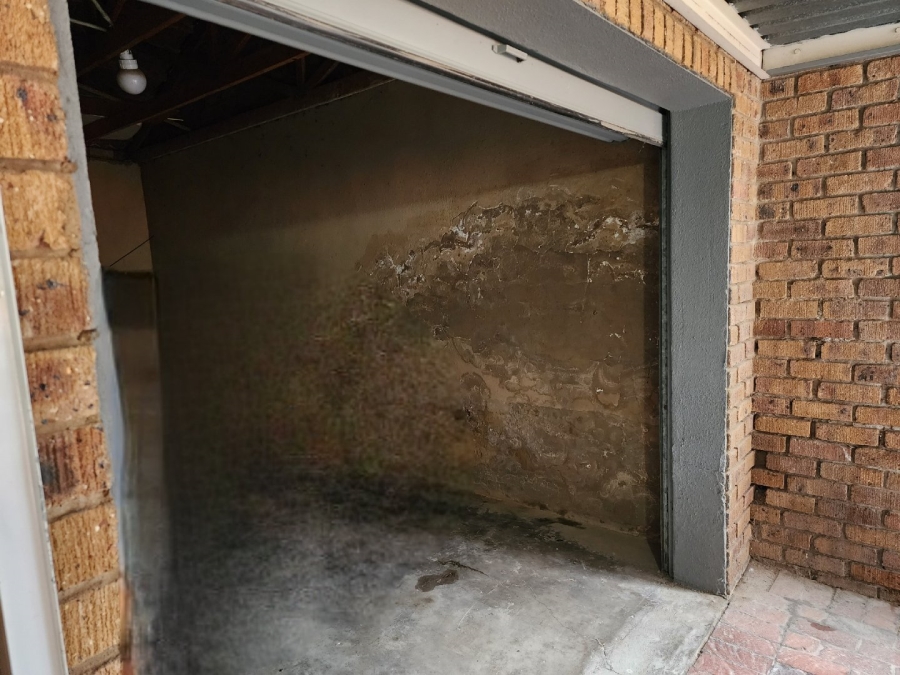 To Let 3 Bedroom Property for Rent in Norkem Park Gauteng