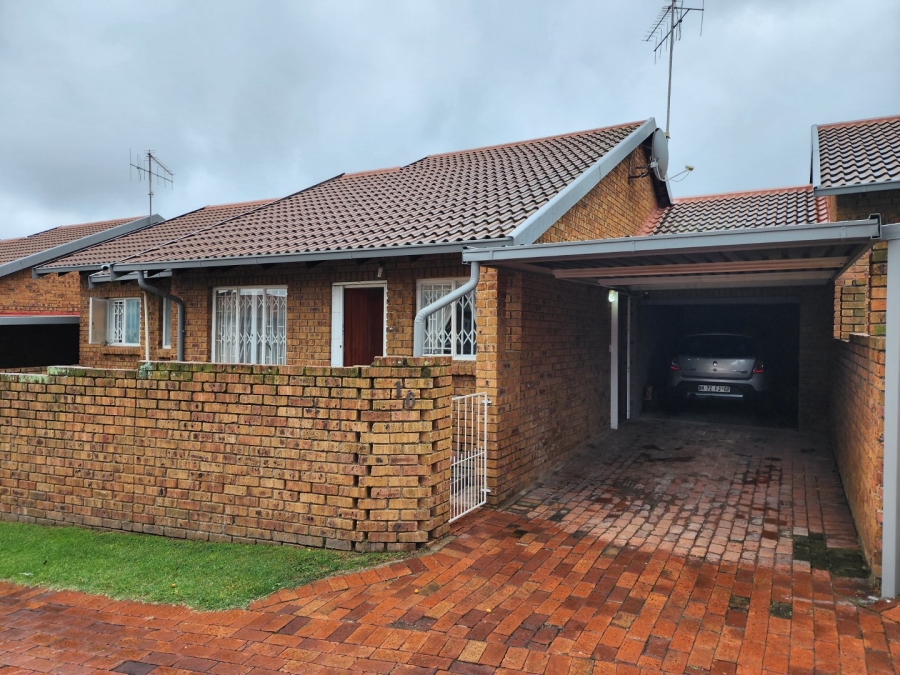To Let 3 Bedroom Property for Rent in Norkem Park Gauteng