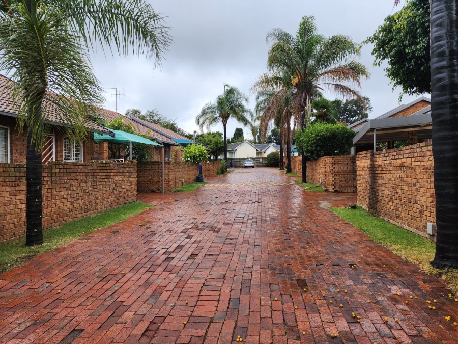 To Let 3 Bedroom Property for Rent in Norkem Park Gauteng