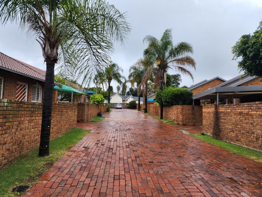 To Let 3 Bedroom Property for Rent in Norkem Park Gauteng
