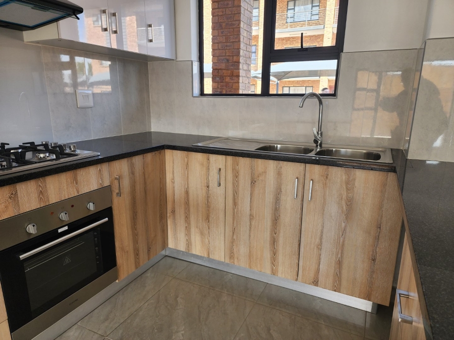 To Let 2 Bedroom Property for Rent in Witfield Gauteng