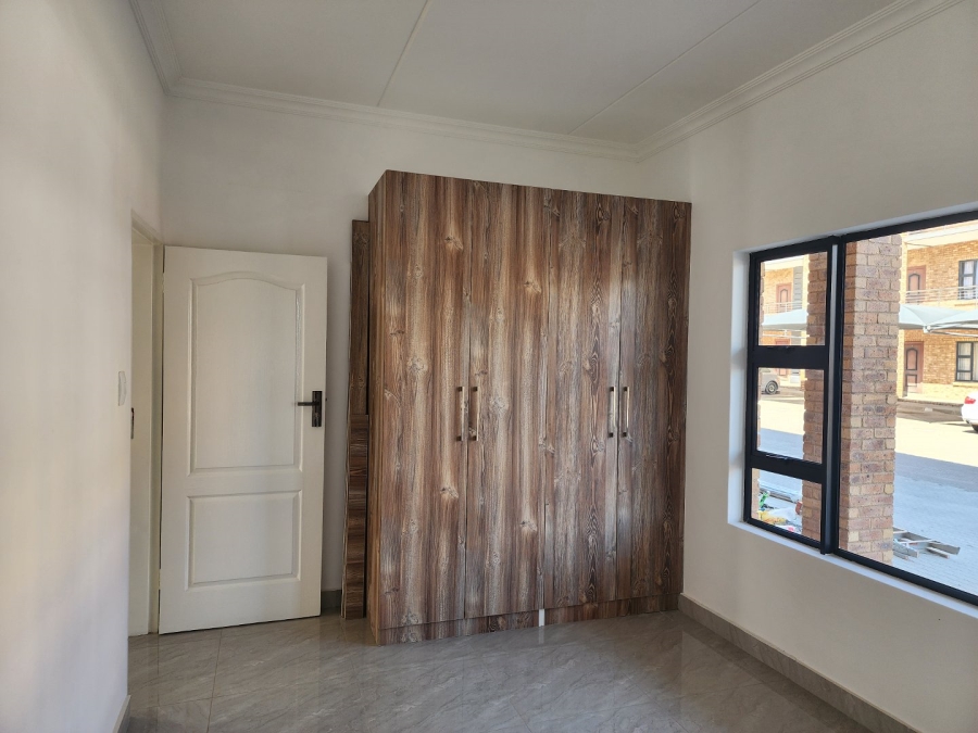 To Let 2 Bedroom Property for Rent in Witfield Gauteng