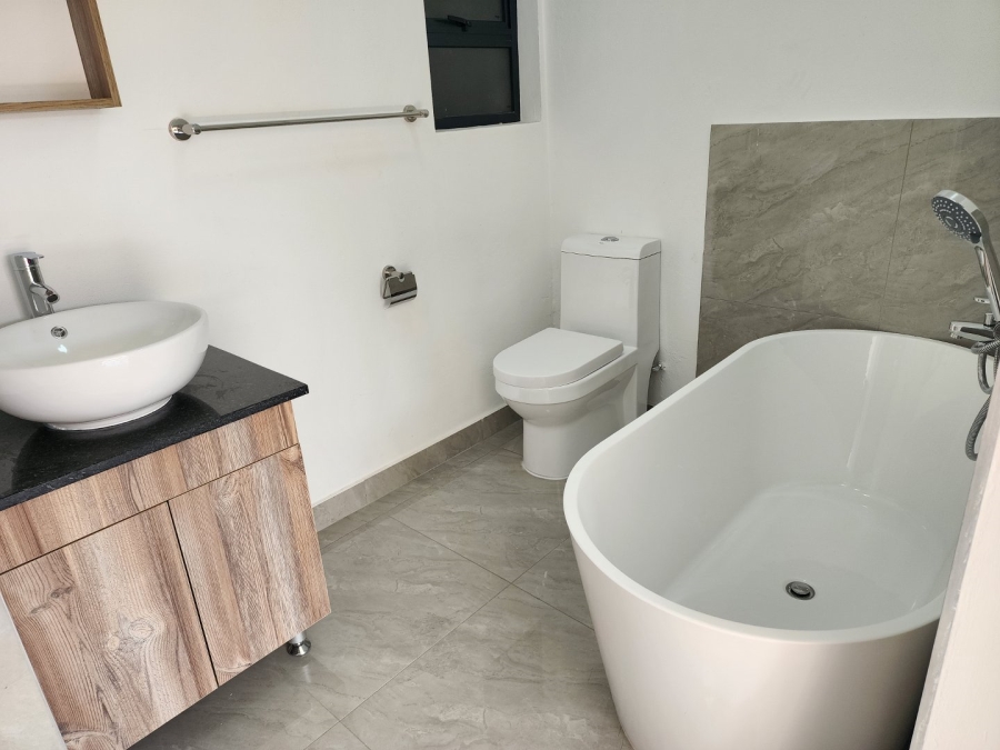 To Let 2 Bedroom Property for Rent in Witfield Gauteng