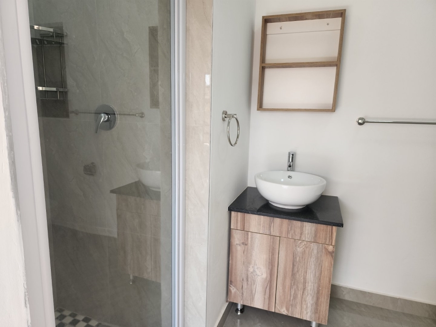 To Let 2 Bedroom Property for Rent in Witfield Gauteng