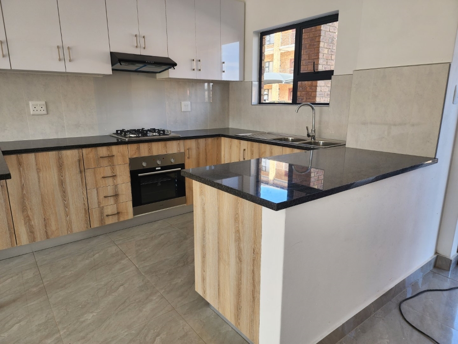 To Let 2 Bedroom Property for Rent in Witfield Gauteng
