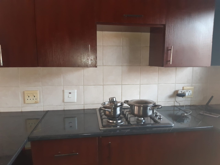 To Let 2 Bedroom Property for Rent in Meredale Gauteng