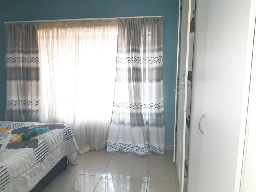 To Let 2 Bedroom Property for Rent in Meredale Gauteng