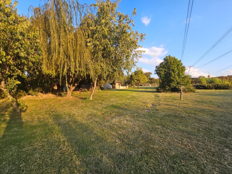 Commercial Property for Sale in Mnandi Gauteng