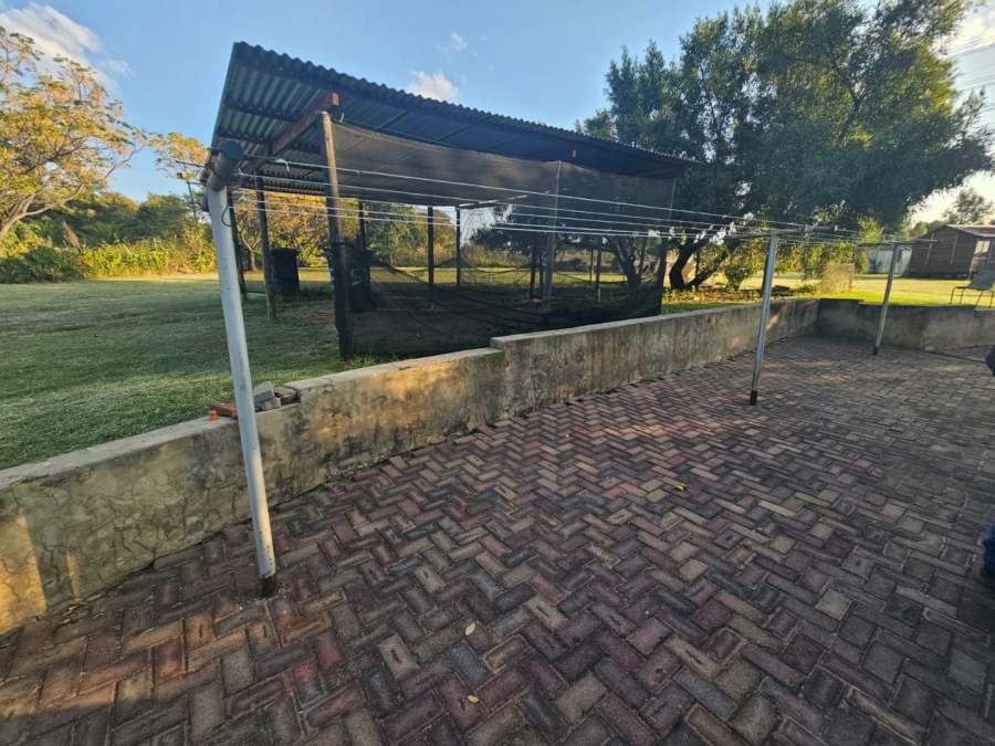 Commercial Property for Sale in Mnandi Gauteng