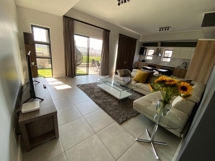 To Let 2 Bedroom Property for Rent in Waterfall Gauteng