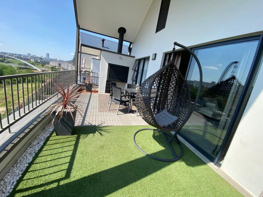 To Let 2 Bedroom Property for Rent in Waterfall Gauteng