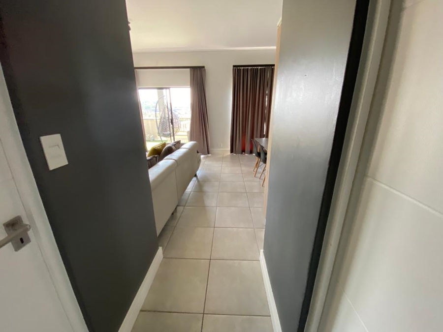 To Let 2 Bedroom Property for Rent in Waterfall Gauteng