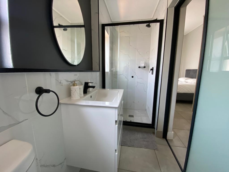 To Let 2 Bedroom Property for Rent in Waterfall Gauteng