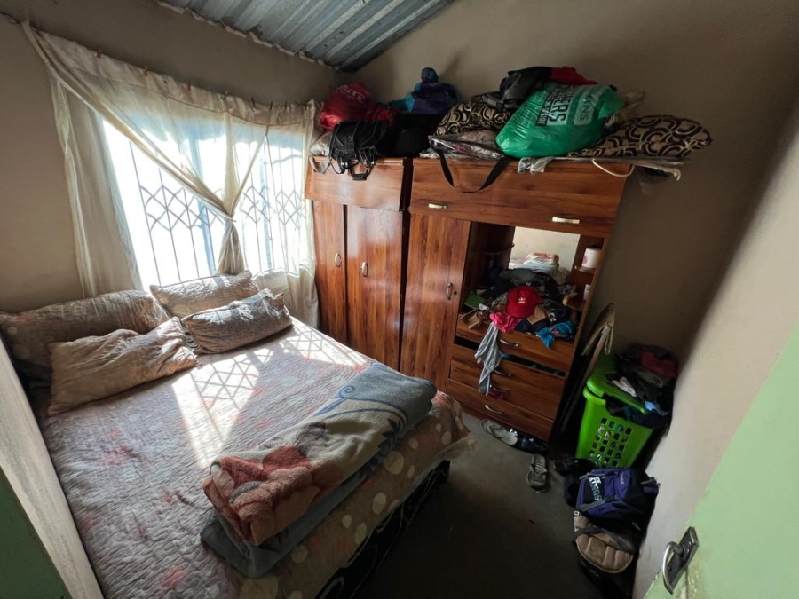 2 Bedroom Property for Sale in Zonkezizwe Gauteng