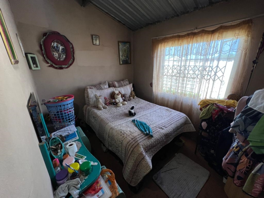 2 Bedroom Property for Sale in Zonkezizwe Gauteng