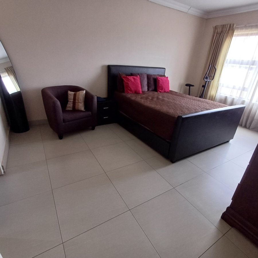 To Let 3 Bedroom Property for Rent in Thatchfield Hills Gauteng