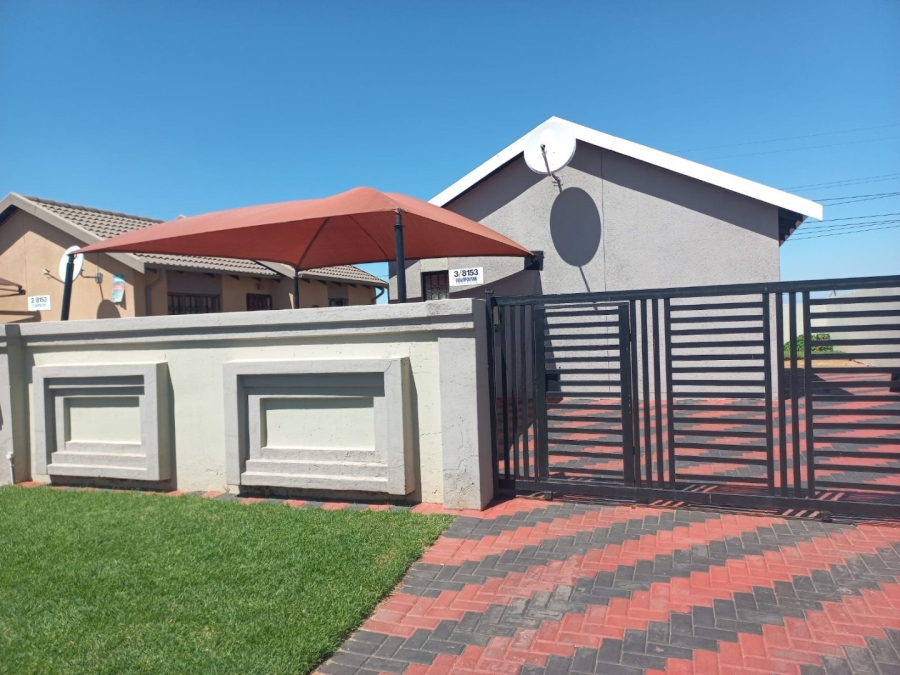 2 Bedroom Property for Sale in Windmill Park Gauteng